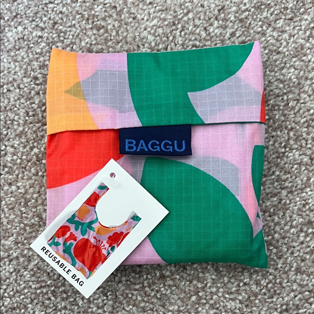 NWT BAGGU standard tote discontinued color